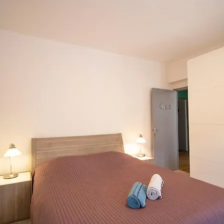 Au Pont De Tuarelli, Ludique, Fango *