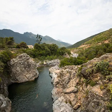 Βίλα Au Pont De Tuarelli, Ludique, Fango