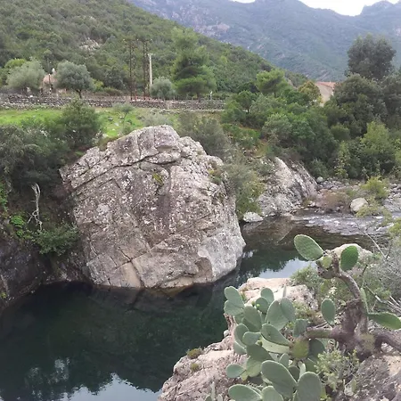 Au Pont De Tuarelli, Ludique, Fango Villa