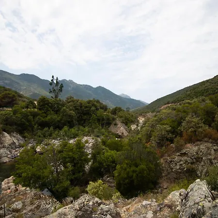 Au Pont De Tuarelli, Ludique, Fango