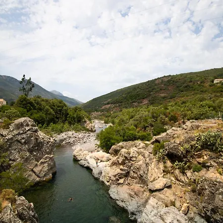 Au Pont De Tuarelli, Ludique, Fango
