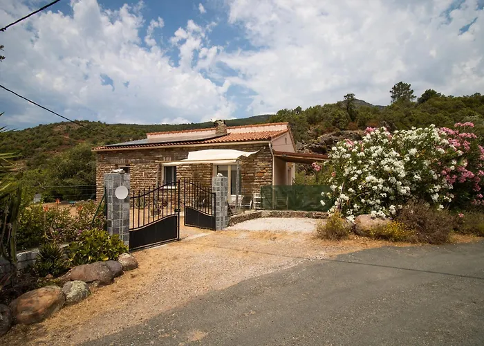 Au Pont De Tuarelli, Ludique, Fango Villa