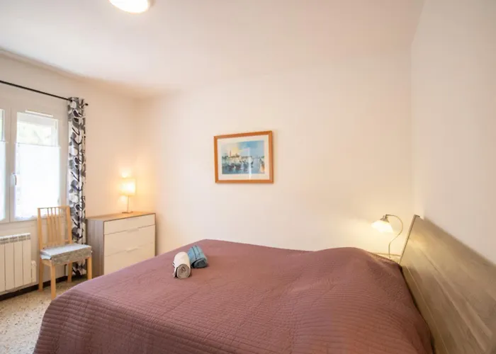 Au Pont De Tuarelli, Ludique, Fango Manso