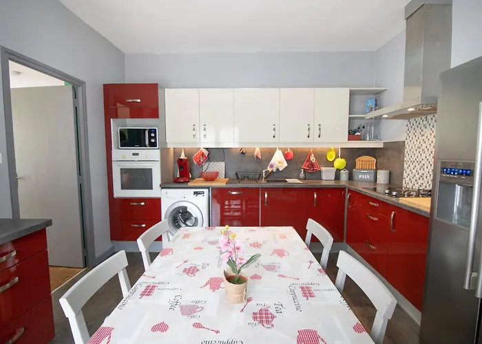 Au Pont De Tuarelli, Ludique, Fango Villa